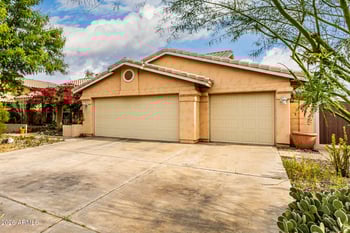 8125 Taylor Dr, Tempe, AZ 85284