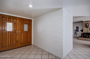 8126 16th Dr, Phoenix, AZ 85021