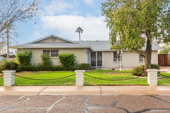 8126 16th Dr, Phoenix, AZ 85021