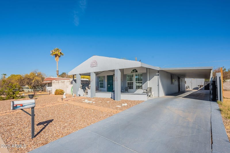 8126 Billings St, Mesa, AZ 85207