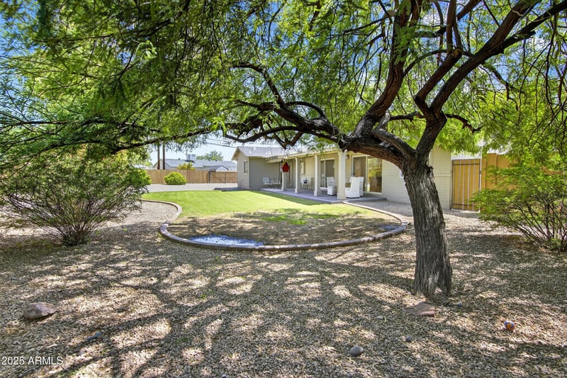 8126 Cypress St, Scottsdale, AZ 85257