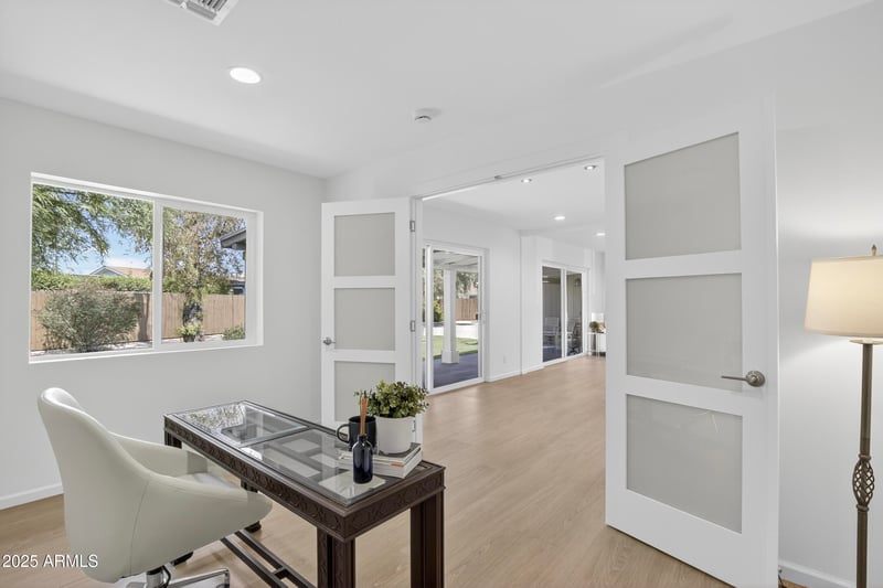 8126 Cypress St, Scottsdale, AZ 85257