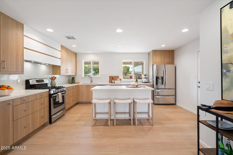 8126 Cypress St, Scottsdale, AZ 85257