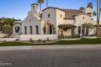 8127 Del Capitan Dr, Scottsdale, AZ 85258