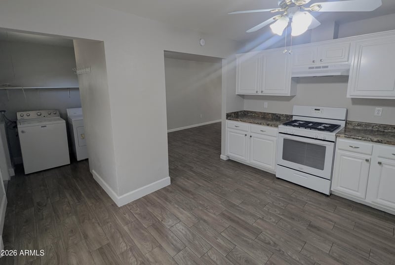 8127 Mitchell Dr, Scottsdale, AZ 85251