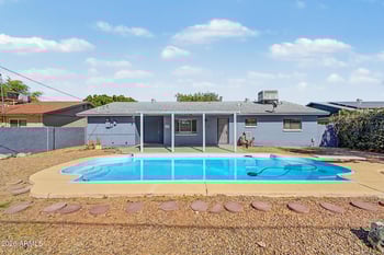 8128 41st Dr, Phoenix, AZ 85051