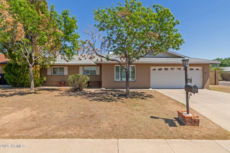 8129 17th Dr, Phoenix, AZ 85021
