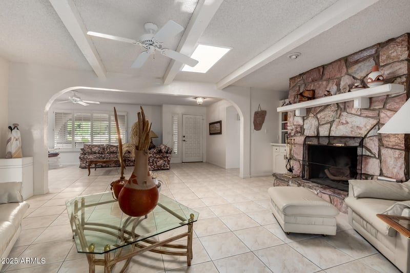 8129 Charter Oak Dr, Scottsdale, AZ 85260