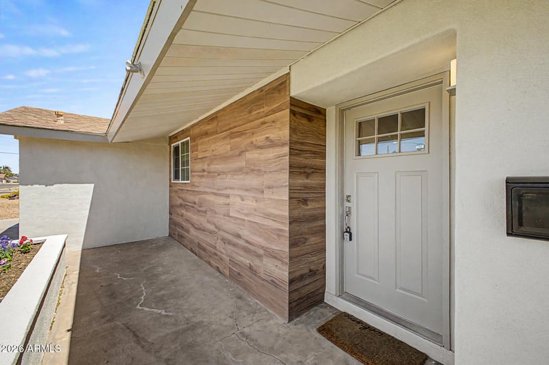 8129 Oak St, Scottsdale, AZ 85257