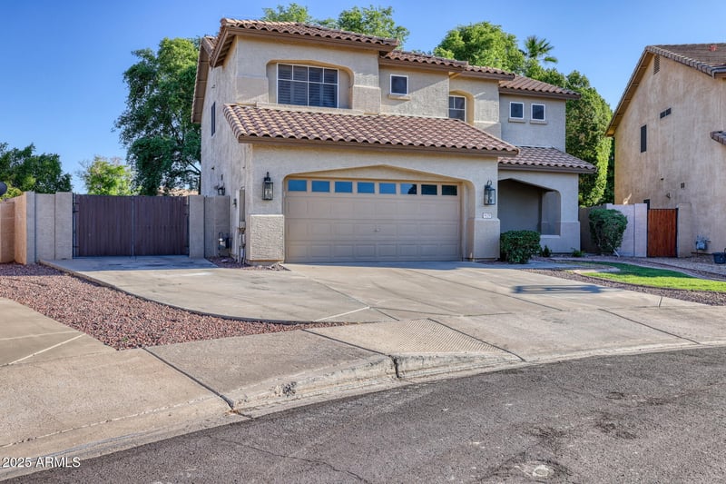 8129 Ross Ave, Peoria, AZ 85382
