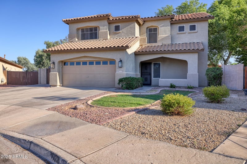 8129 Ross Ave, Peoria, AZ 85382