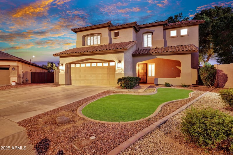 8129 Ross Ave, Peoria, AZ 85382