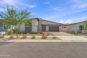 813 E Corral Rd, Phoenix, AZ 85042