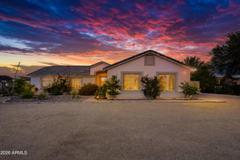 813 N 110th St, Mesa, AZ 85207