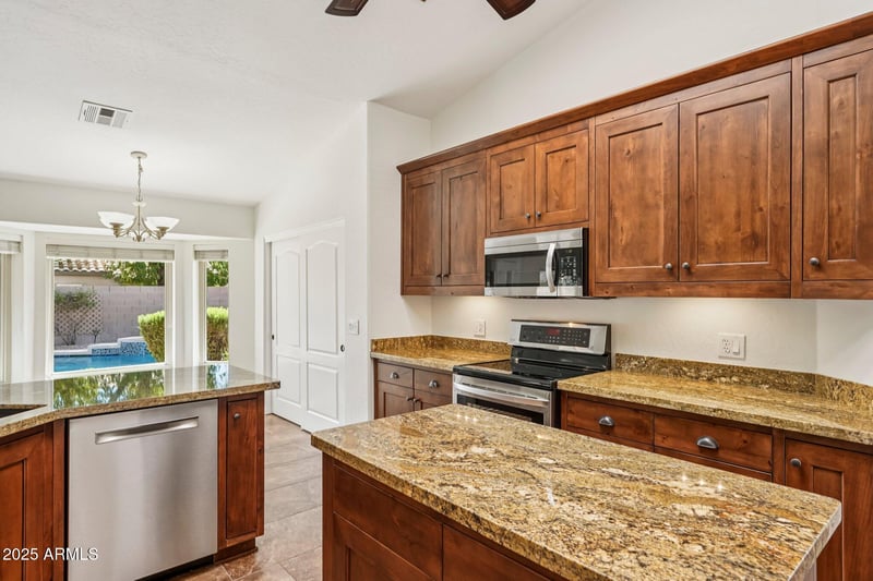 813 San Remo Ave, Gilbert, AZ 85234