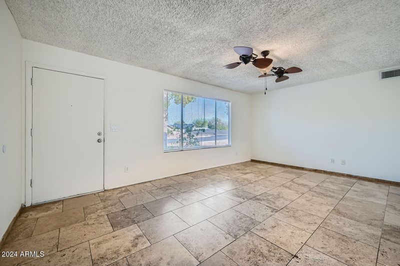 813 W Apollo Ave, Tempe, AZ 85283