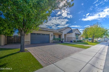 813 W Claremont St, Phoenix, AZ 85013
