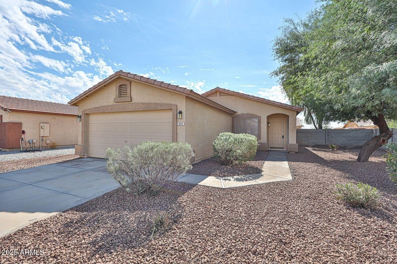 813 Yanez Ave, Buckeye, AZ 85326