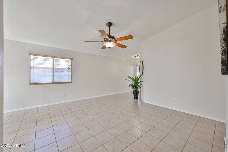 813 Yanez Ave, Buckeye, AZ 85326