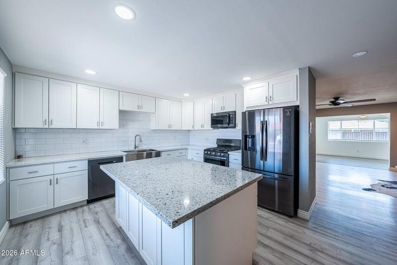 8131 Amelia Ave, Scottsdale, AZ 85251