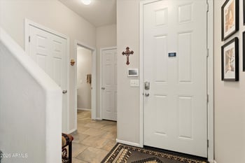 8131 Lynwood St, Phoenix, AZ 85043