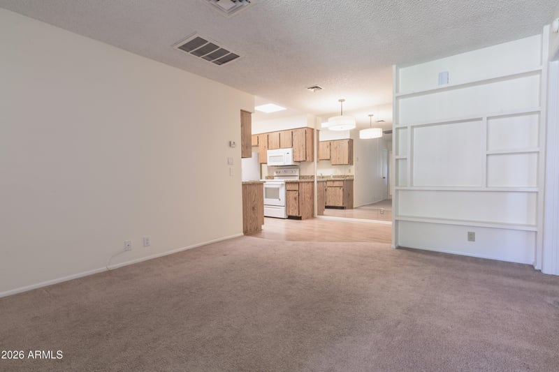 8131 107th Ave #86, Peoria, AZ 85345
