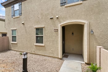 8131 Lynwood St, Phoenix, AZ 85043