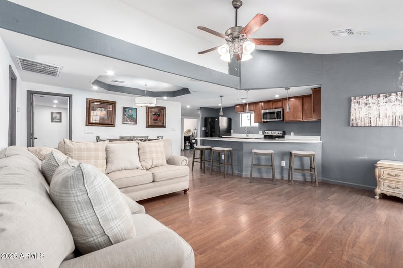 8132 3rd Ave, Mesa, AZ 85208