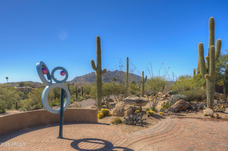 8132 Serene St, Carefree, AZ 85377