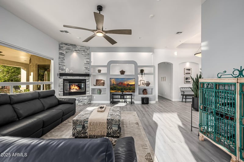 8132 Hatfield Rd, Peoria, AZ 85383