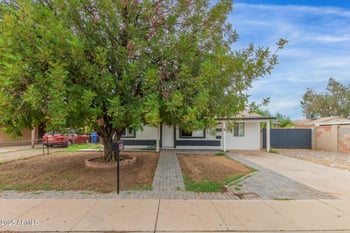 8132 Pierson St, Phoenix, AZ 85033