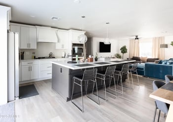 8132 Valley View Rd, Scottsdale, AZ 85250