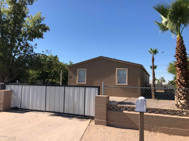 8133 E 6th Ave, Mesa, AZ 85208
