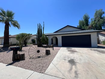 8133 Mclellan Rd, Glendale, AZ 85303