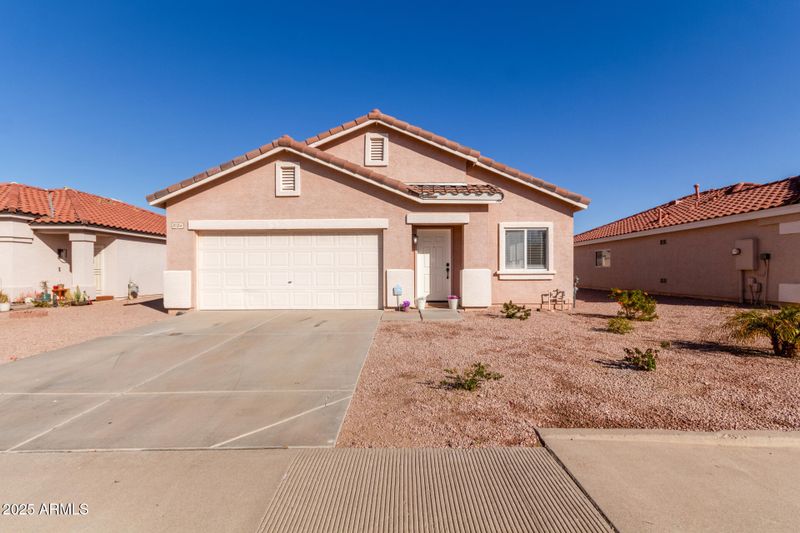 8134 E Obispo Ave, Mesa, AZ 85212