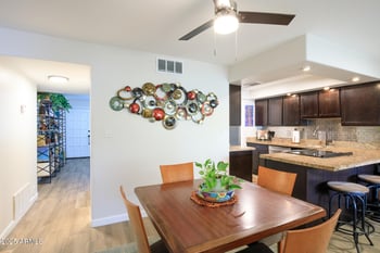 8135 Central Ave #12, Phoenix, AZ 85020