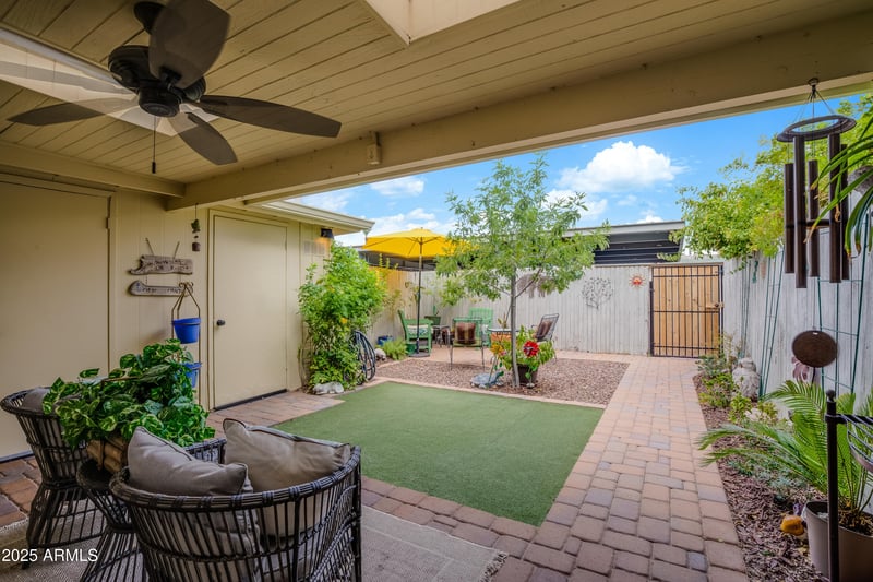 8135 Central Ave #12, Phoenix, AZ 85020