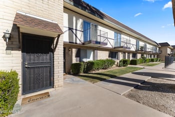 8135 Central Ave #4, Phoenix, AZ 85020