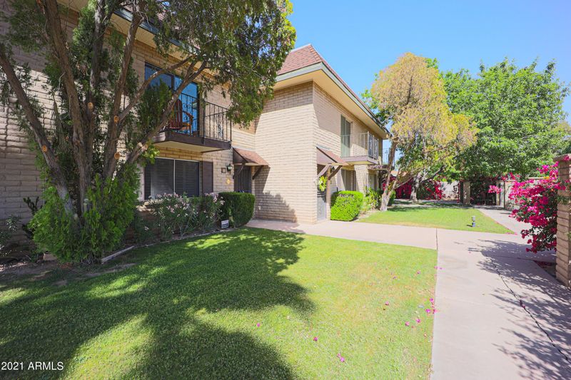 8135 N Central Ave #12, Phoenix, AZ 85020