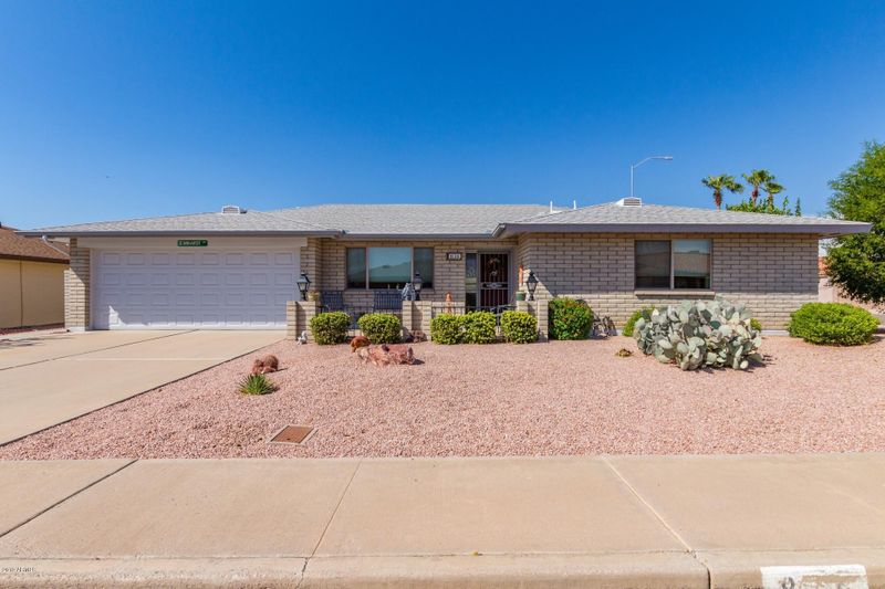 8136 E Milagro Ave, Mesa, AZ 85209