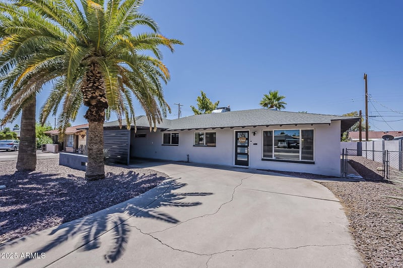 8137 Indian School Rd, Scottsdale, AZ 85251