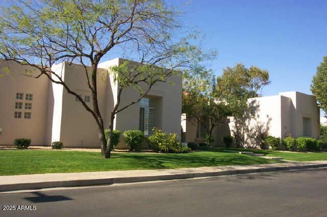 8137 Sunnyside Dr, Scottsdale, AZ 85260