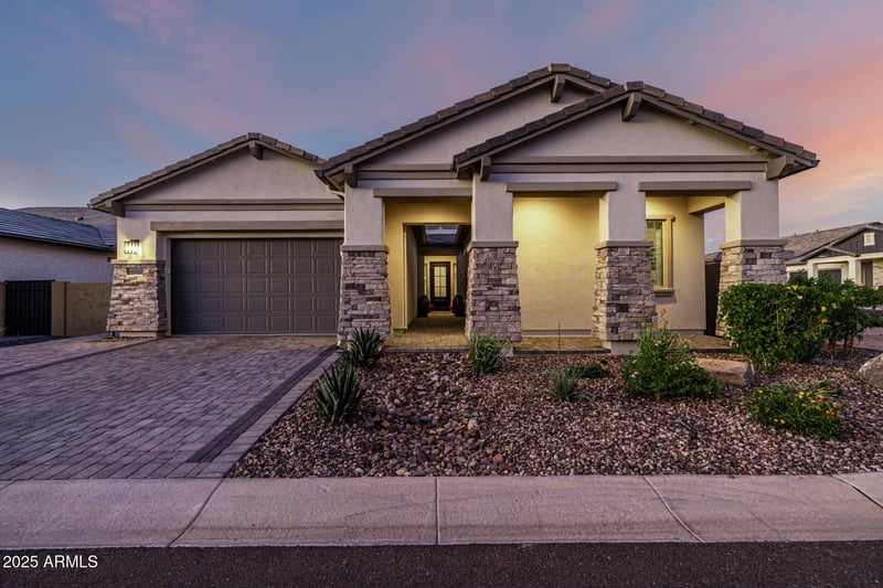 8138 Jacaranda St, Mesa, AZ 85207