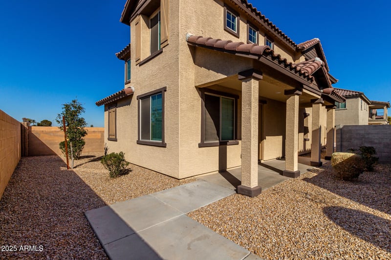 814 Agua Fria Ln, Avondale, AZ 85323