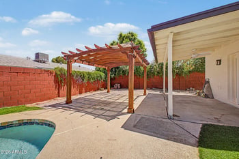 814 Chilton Dr, Tempe, AZ 85283