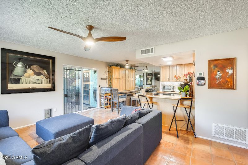 814 E Cochise Dr #B, Phoenix, AZ 85020