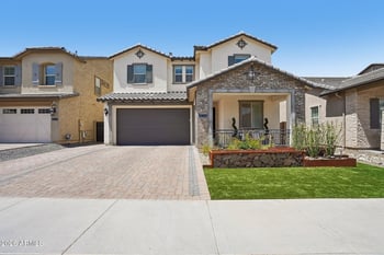814 E Deer Creek Rd, Phoenix, AZ 85048