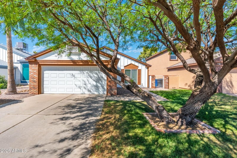 814 Manor Dr, Chandler, AZ 85225