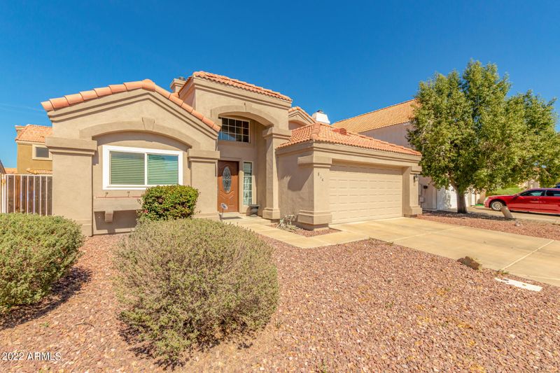814 W Iris Dr, Gilbert, AZ 85233