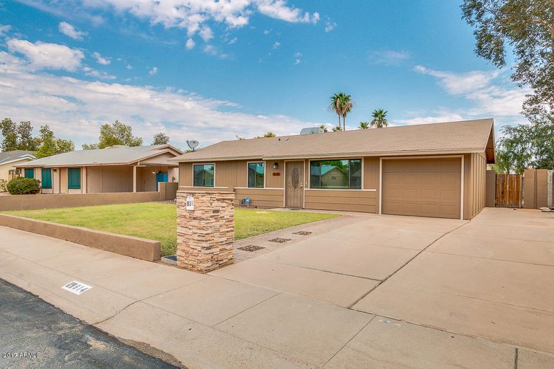 814 W Libra Dr, Tempe, AZ 85283